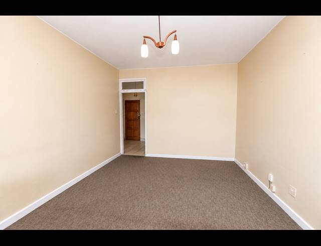 1.5 BEDROOM APARTMENT FOR SALE IN MORNINGSIDE